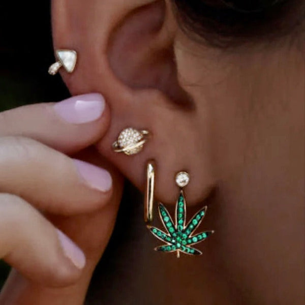 14KT GOLD DIAMOND AND EMERALD SWEET LEAF STUD DRIP EARRING