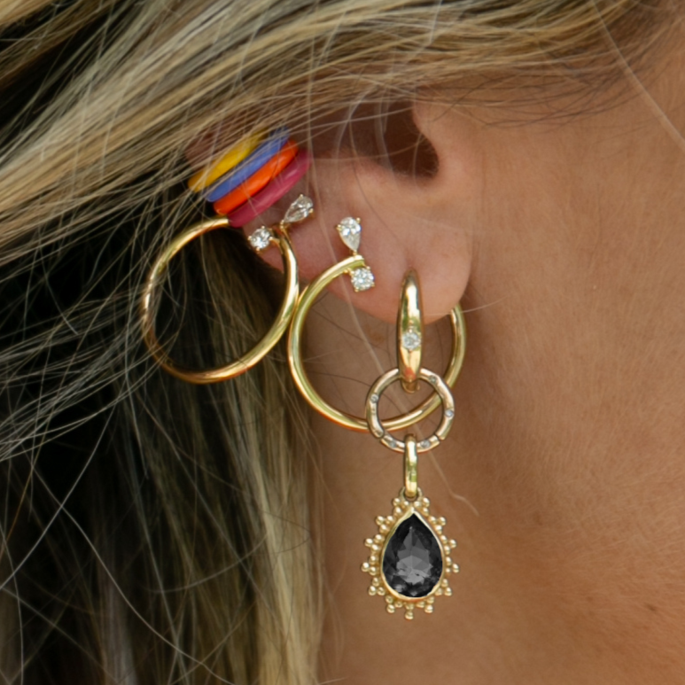 Elshane Blk 18k Dangling Single Versatile Earring