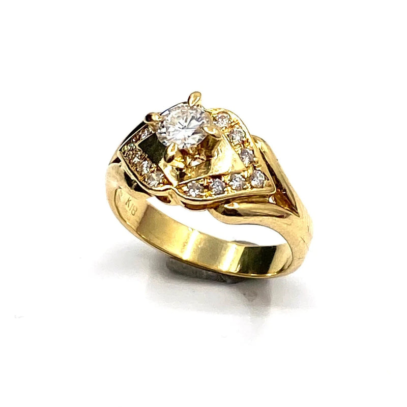 Vintage Diamonds Solitaire Engagement Ring