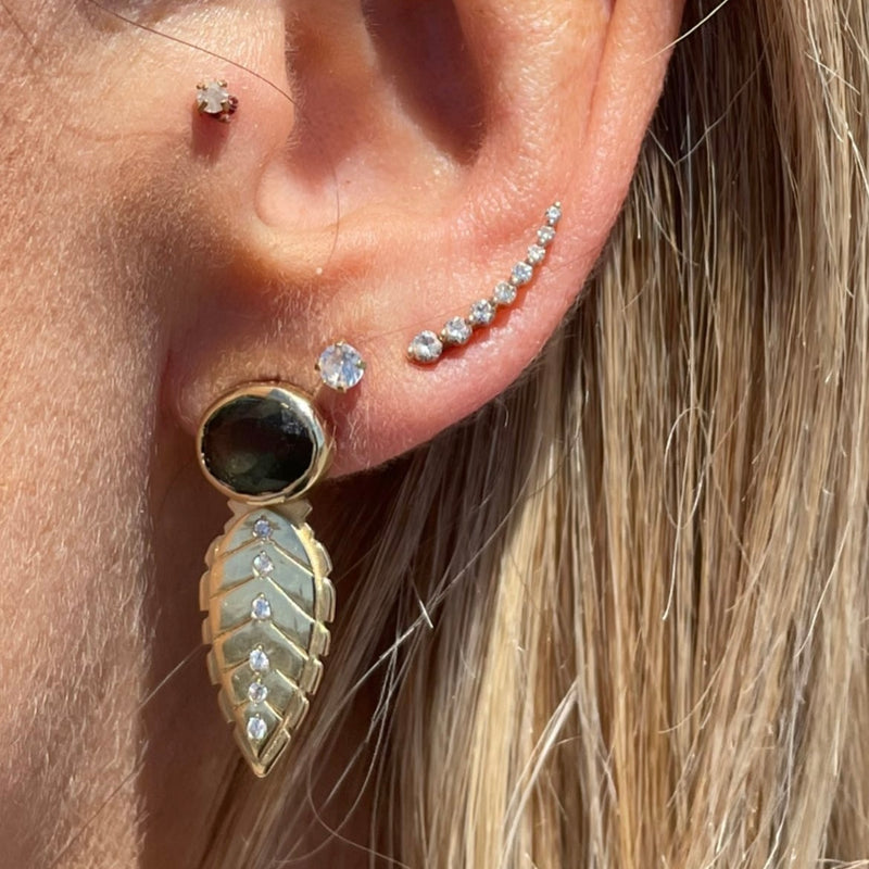 Hoja 18k Gold Leaf Single Earring