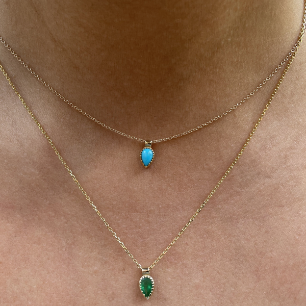 EVE STONES Collier en forme de poire turquoise en or 14 carats